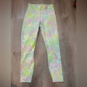 Define PowerHold® High-Waisted Leggings Size XS